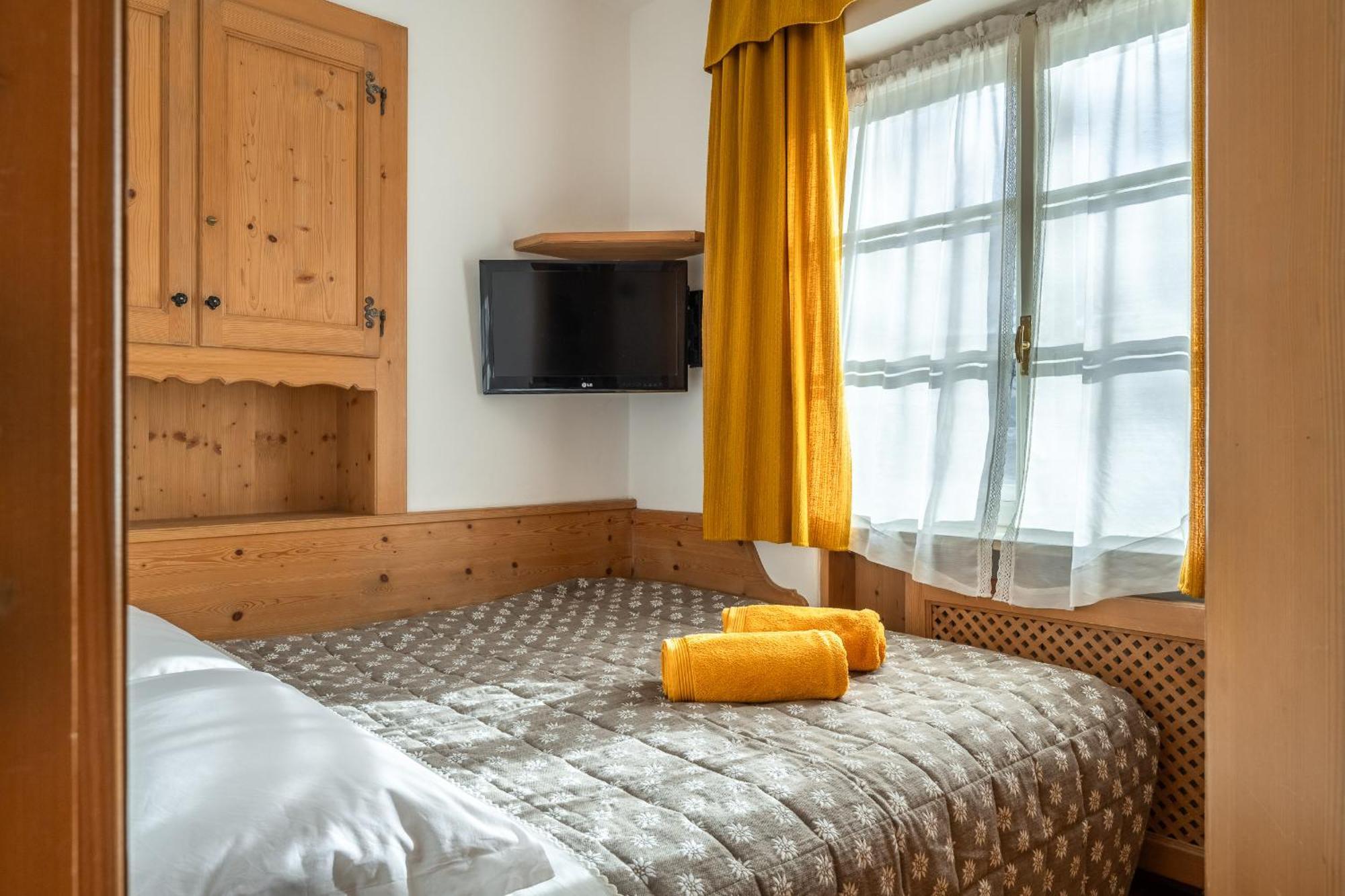 Olimpia Lodge Cortina d'Ampezzo Ngoại thất bức ảnh